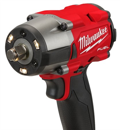 Milwaukee mutterdragare